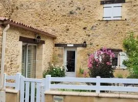 Périgord noir Gîte les Sauges Rouges 3 étoiles