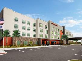 Hampton Inn & Suites North Port, Fl，位于北港夏洛特县机场 - PGD附近的酒店