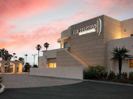 Redondo Beach Hotel, Tapestry Collection by Hilton，位于雷东多海滩的酒店