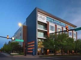 Tulyp, Tapestry Collection by Hilton，位于霍兰的精品酒店