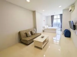 Lovina 20-12A Formosa Residence