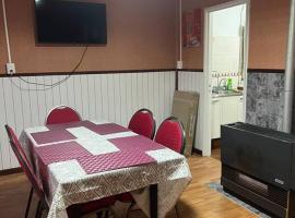 Casa 1 central en Punta Arenas barrio croata，位于蓬塔阿雷纳斯的度假屋