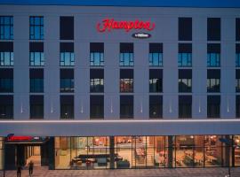 Hampton By Hilton Poznan Swarzedz，位于斯瓦任兹的酒店