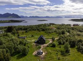 Bestefarhaugen - The cozy house on the hill - with a dome，位于Bø的宠物友好酒店