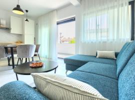 Apartments La Scogliera Rovinj，位于罗维尼的海滩酒店
