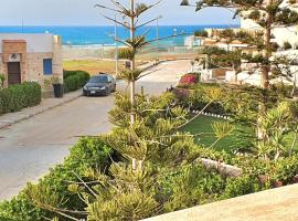 Stunning 5-Bedroom Villa with Breathtaking Sea Views & Roof Penthouse at Badr resort North Coast El Alamein !! الساحل الشمالي，位于阿莱曼的度假屋