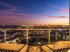 @ Marbella Lane - Aesthetic 2BR w/Ocean views，位于长滩的酒店