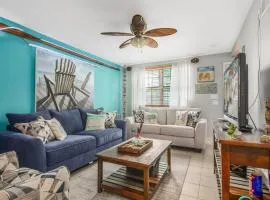Cozy 2 Bedroom Home with Gated Patio
