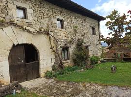 Casa Rural TTIPIAENEA Landetxea，位于Ariz的酒店