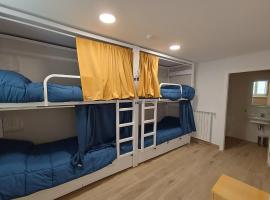 Albergue SP 55 by Bossh! Hotels，位于圣地亚哥－德孔波斯特拉的青旅