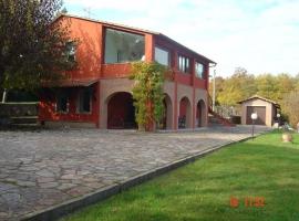 Self catering Villa with pool in Umbria, Italy，位于托迪的度假屋