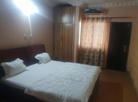 PAN AFRIQUE HOTEL，位于Gwagalada的酒店