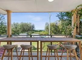 Teds at Broulee managed by Batemans Bay Accom