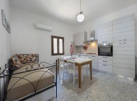 [Casa Vacanze Mallela] • Balcony, A/C & SmartTv，位于Loceri的公寓