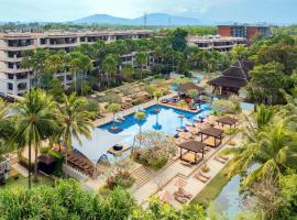 Marriott's Mai Khao Resort - Phuket，位于迈考海滩的酒店