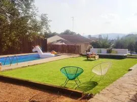 Charming Villa in El Vendrell + Pool