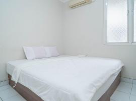 Mroom Residence near UMN Gading Serpong RedPartner，位于Tjitjajur-hilir的酒店