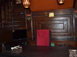 Brown Wood Residence，位于Kalmunaikudiyiruppu的酒店