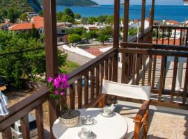 Aris Junior Studios Neo Klima Skopelos，位于尼欧克利马的低价酒店