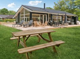 3 Bedroom Awesome Home In Gørlev，位于Gørlev的酒店