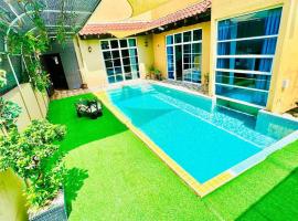 Batu Pahat Santalia Pool Villa 4BR 1k4Q 12~16px，位于峇株巴辖的酒店