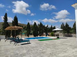 Villa a 10 km de Alicante y playas，位于埃尔切的低价酒店