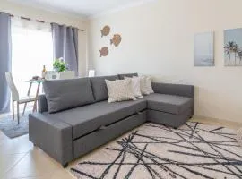 The Sunset 1 Bed Flat short walk Armação beach