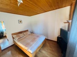 Ferienwohnung Derscheid，位于穆赫的酒店