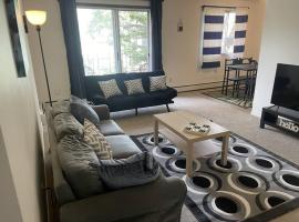 Stunning 1 Bedroom Apartment，位于卡姆罗斯的酒店