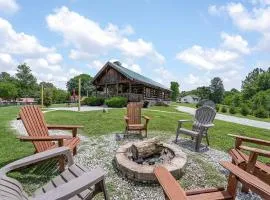 Rustic Cabin, Dock, Firepit, Kayaks & Games