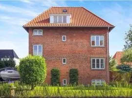 Close to Centrum, beach and subway