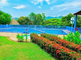 Finca Hotel La Pola，位于吉拉尔多特的酒店