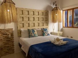 Galapagos Planet Hotel，位于巴克里索莫雷诺港的酒店