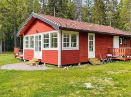 5 person holiday home in GRISSLEHAMN-By Traum，位于格里斯勒港的酒店
