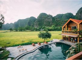 Tam Coc Windy Fields，位于宁平泰庇寺附近的酒店