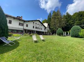 Albergo Rifugio Cainallo，位于Esino Lario的酒店