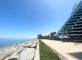 GlobalStay Batumi View Beachfront Apartments，位于巴统的酒店