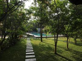 Kalawewa Ro Hotel，位于Kekirawa的酒店