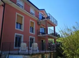 Apartment & Rooms Lilis
