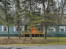 Walk to Lake! All-Season Retreat in Poconos Mtns