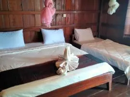 Riverside Bungalow Don Det，位于东德岛的简易别墅