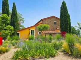 Podere La Gualda Vecchia alloggi di charme immersi nel Giardino Emozionale outdoor SPA，位于蒙泰韦尔迪马里蒂莫的公寓