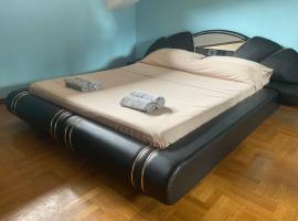 CASA FILAFERRO - VIA LOMBARDIA 4 MOGGIO UDINESE，位于Moggio Udinese的酒店