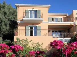 Villa Melias, luxurious villa with superb view of the islands, 400 m from the sea