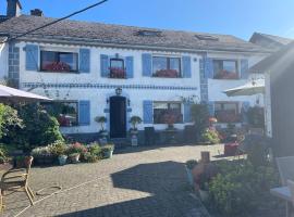 B&B De Eifelhoeve，位于Herresbach的酒店
