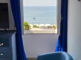 varazze suite endless sea，位于瓦拉泽的酒店