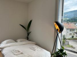 The R Apartment Engelberg, KLIMA, NEU, Balkon, Parking，位于巴尔斯塔尔的酒店