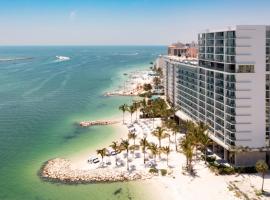 JW Marriott Clearwater Beach Resort & Spa，位于克利尔沃特沙基公园附近的酒店