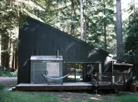 Modern House w. Fast Internet in 1 Acre Land