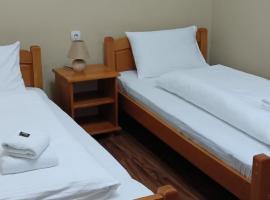 Prenocište Dajević Hotel Tara Pljevlja，位于普列夫利亚的酒店